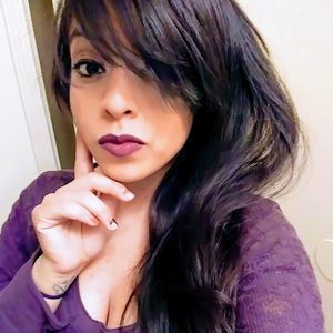 Meet your Posher, Gabriela